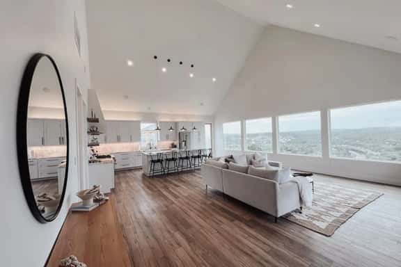 Hideaway Hill Country · Luxury Home with Stunning Views and Hot Tub - Image 1