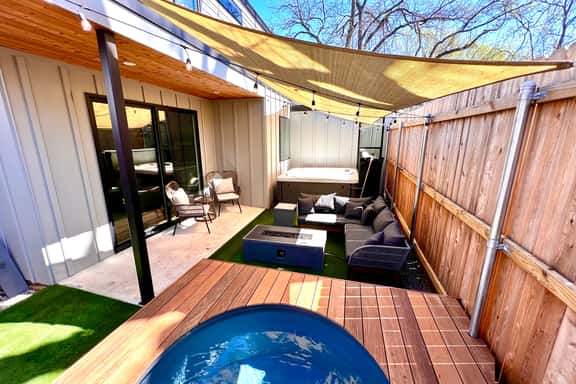 Luxury Downtown Home w/ Pool & Hot Tub Near Lake - Image 1