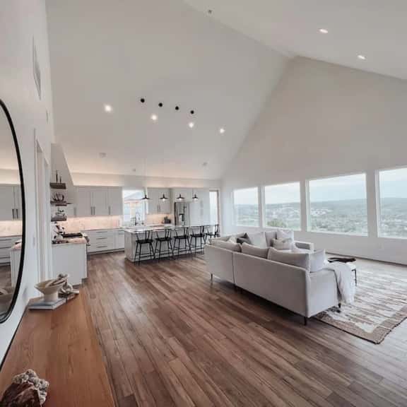 Hideaway Hill Country · Luxury Home with Stunning Views and Hot Tub - Image 1